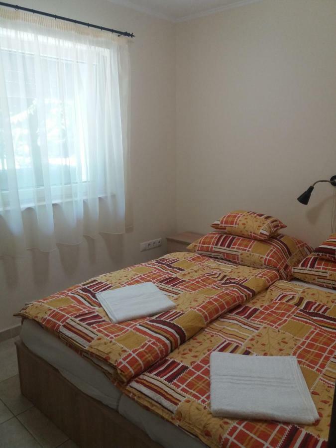 Centrum Apartman Lejlighed Szeged Eksteriør billede