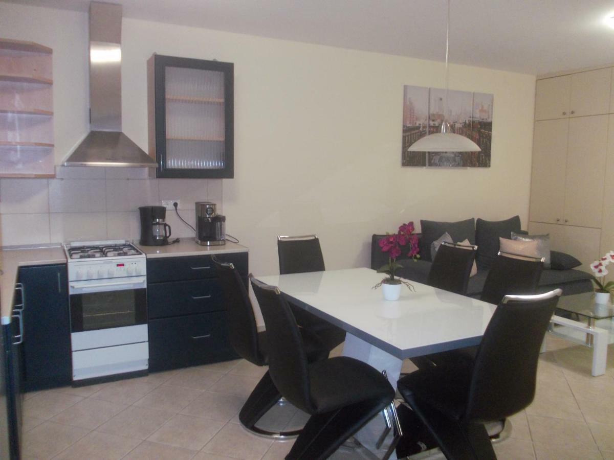 Centrum Apartman Lejlighed Szeged Eksteriør billede